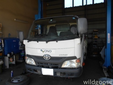 NHP10アクアG’s、XZU620Dダイナ 車検整備中ヽ(‘ ∇‘ )ノ_c0213517_14580894.jpg