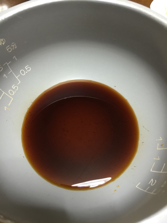 赤いクルマとマツタケの炊き込みご飯_f0076731_18144840.jpg