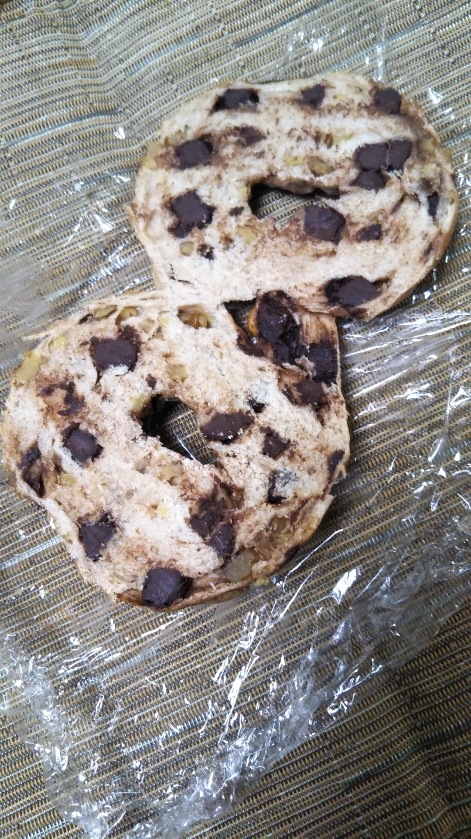 サースフェー チョコとクルミ_f0076001_23453888.jpg