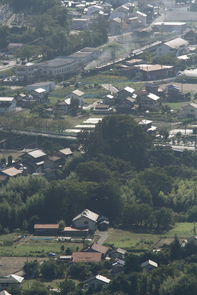 遠くの汽車と手前の風景 - 2019年初秋・秩父鉄道 -_b0190710_20125218.jpg