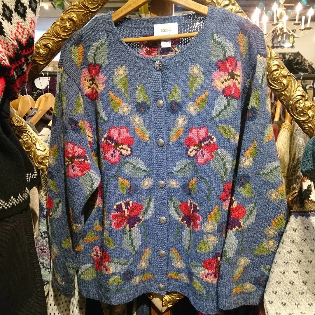 ニットカーディガン大量入荷♡_a0108963_18070460.jpg