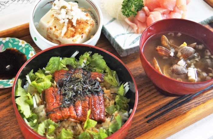 昨日の朝ご飯 台風が来る前に食べちゃおう と 鰻重 ビントロお刺身 豪勢な 冷凍庫整理料理となりました 料理と趣味の部屋 昨日の朝ご飯 台風が来る前に食べちゃおう と 鰻重 ビントロお刺身 豪勢な 冷凍庫整理料理となりました 料理と趣味の部屋