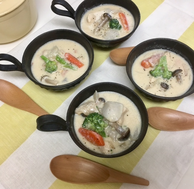 breakfast 台風を心配しつつ 次男夫婦と一緒に。_a0165160_13342767.jpg