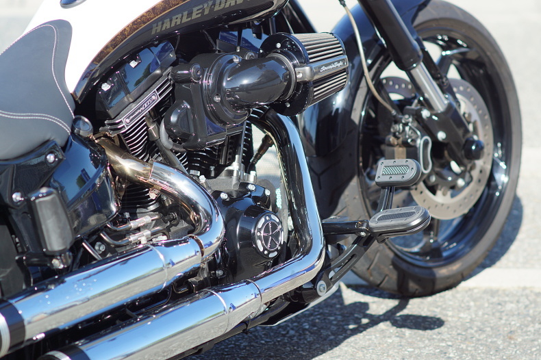 BREAKOUT PRO STREET マフラー交換 : custom factory noys blog BREAKOUT PRO STREET マフラー交換 : custom factory noys blog