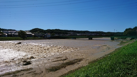 10/13 台風19号一過_b0042308_11471891.jpg