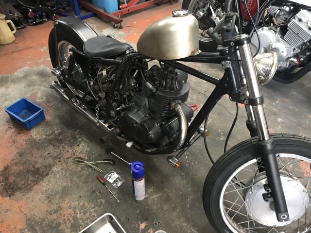 細かい作業開始しました!_a0164918_19155625.jpg