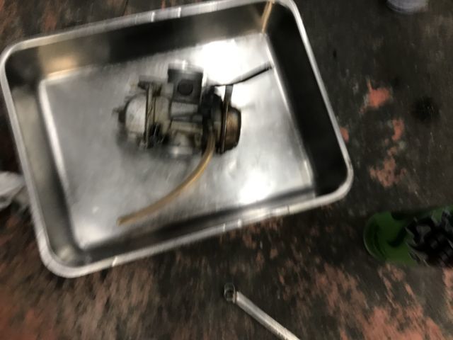 細かい作業開始しました!_a0164918_19160777.jpg