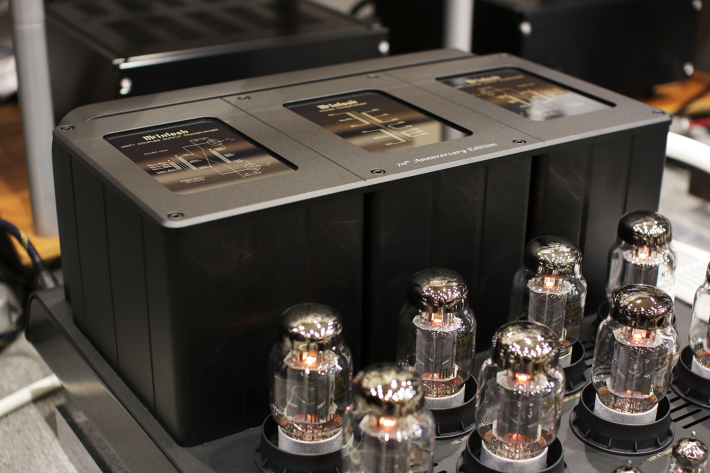 McIntosh MC2152 展示機を導入_e0404728_23555826.jpg
