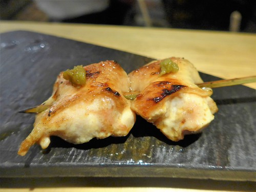 三鷹「焼鳥 山もと」へ行く。_f0232060_12312325.jpg
