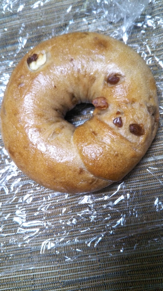 ル・クレーヴ シナモンくるみりんごクリームチーズ_f0076001_22133553.jpg