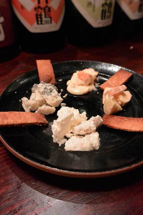 【(東京グルメ)西荻窪 「カントニクス」・・・燗酒と羊肉とエアハムのお店!!】_a0005436_15293325.jpg
