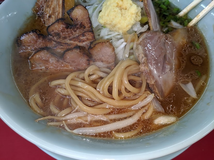 豚バラ生姜醤油らーめん（ラーメン山岡家北広島店：2019年153杯目）_f0397261_20461507.jpg