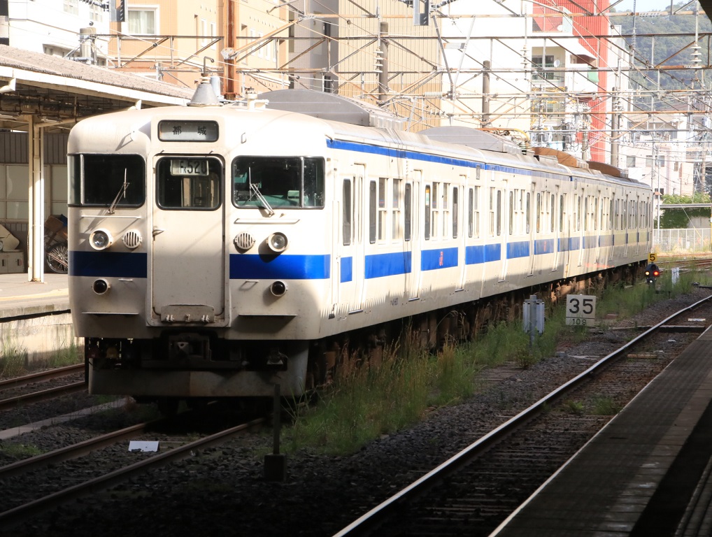 鹿児島中央駅にて！　415系_d0202264_1073974.jpg