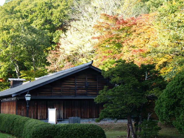 近郊の紅葉⑧　旧島松駅逓_c0360399_20181241.jpg