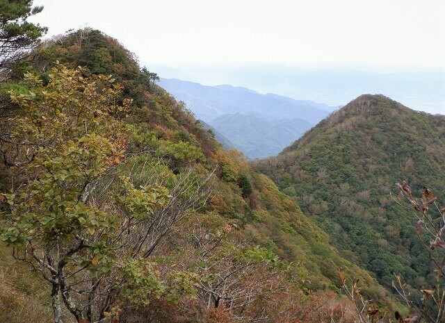 北杜市　秋を感じながら金ヶ岳と茅ヶ岳　　　　　Mount Kanagata in Hokuto, Yamanashi_f0308721_18590200.jpg