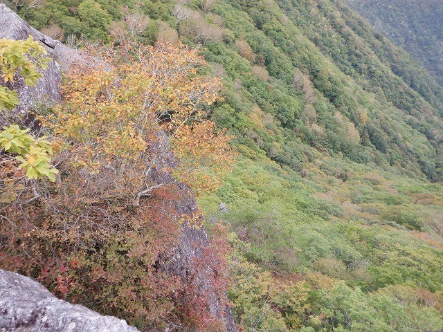 北杜市　秋を感じながら金ヶ岳と茅ヶ岳　　　　　Mount Kanagata in Hokuto, Yamanashi_f0308721_19250375.jpg