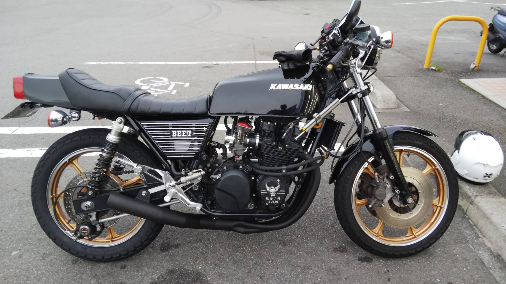 最安価格 Z400FXかすたむ : パーツランドイワサキ高松店&高知店&松山店 パーツ