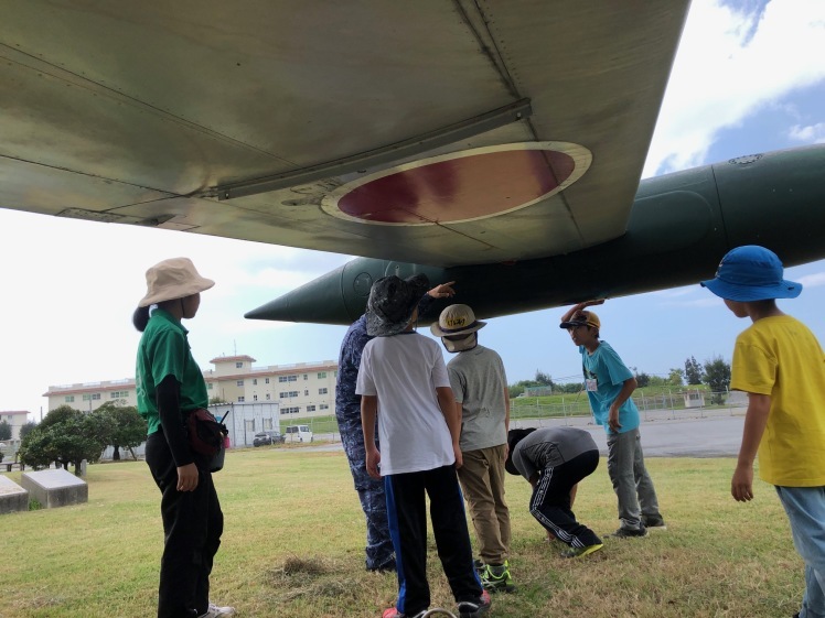 飛行機キャンプ〔1日目〕午後は海上自衛隊那覇航空基地でP-3C哨戒機などを見学。旅客機とは違う迫力に圧倒されました!_d0363878_20341220.jpg