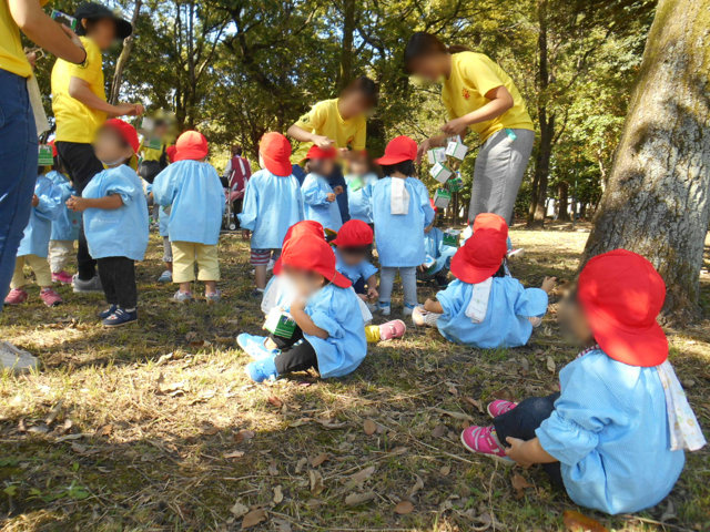 秋の遠足_e0148419_9275616.jpg