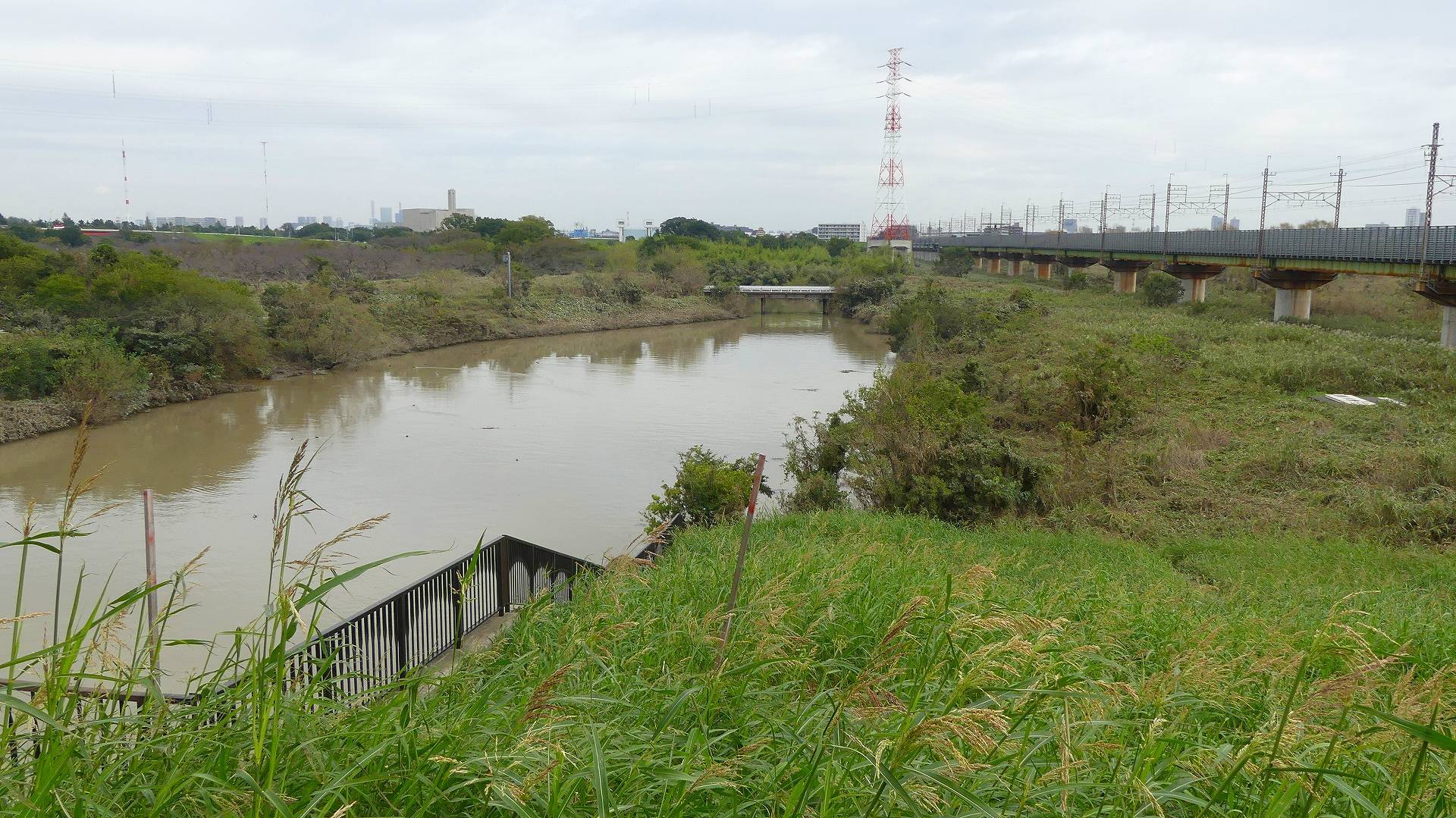 さくら草水門に行ってみた　【 2019　10/17（木) 】_a0185081_14562346.jpg