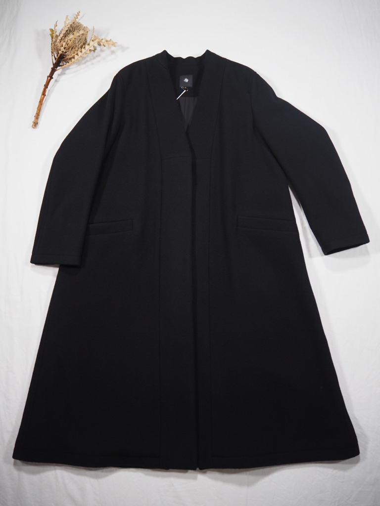 maison de soil V-collar coat_e0357389_15110187.jpg
