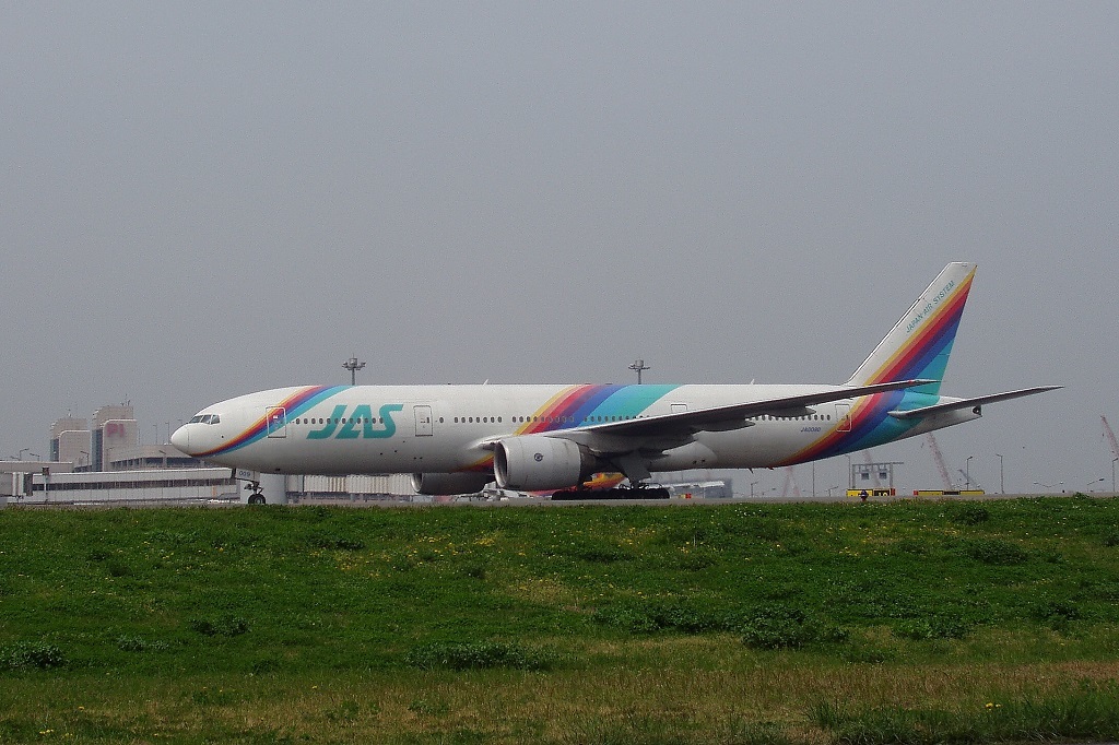 JAS「レインボーセブン」 B777-200/JA009D : 飛行機&鉄道写真館 JAS「レインボーセブン」 B777-200/JA009D : 飛行機&鉄道写真館