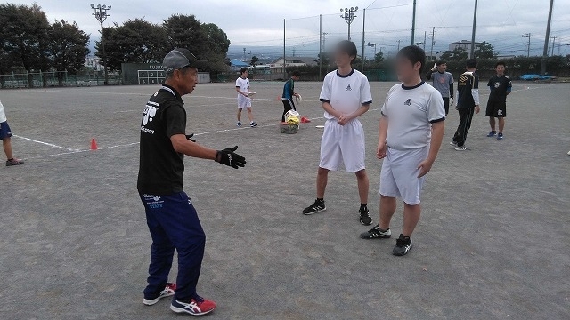 地元・富士市からアルティメットの普及・拡大を! 富士高校へのディスクの寄贈と元全日本プレーヤーによる実技指導_f0141310_06591112.jpg