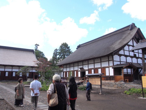 地域再発見ツアー「墓前・泰然・完全・座禅・空前絶後の長勝寺」:たびすけ(弘前市)_b0147224_1356774.jpg
