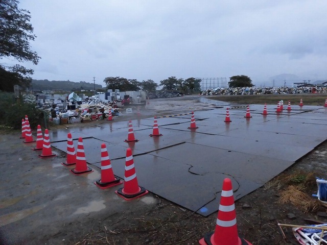 NPOふじ環境倶楽部で台風19号で被災した長野市に支援物資を運搬・納入_f0141310_09011812.jpg