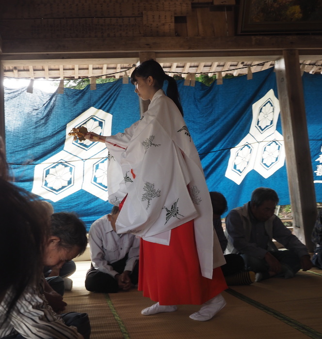 客人神社の秋祭り_c0116915_00011278.jpg