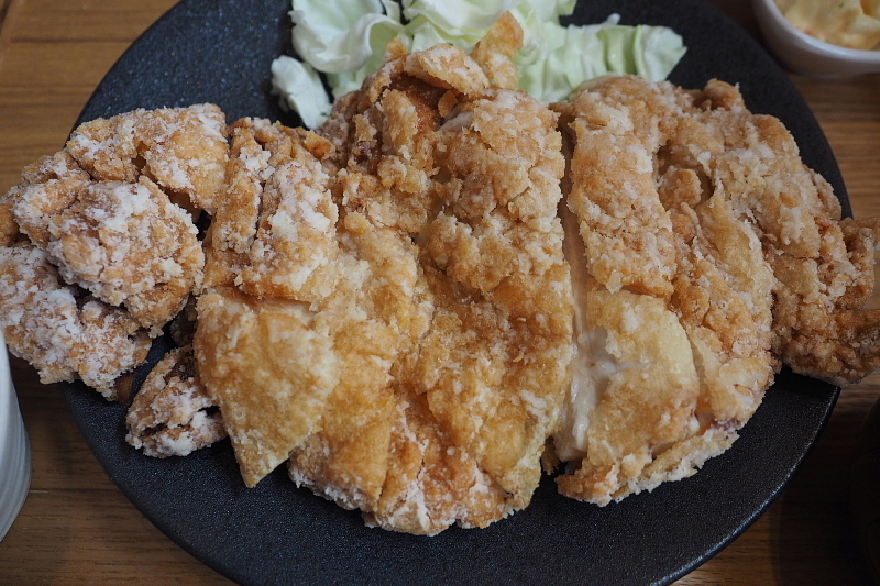 【デカい！！】松本から揚げセンター（からセン）の「山賊焼定食」_b0008655_07183915.jpg