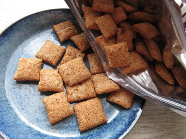 Kellogg\'s HERSHEY\'S Chocolate Bits とろけるチョコレート_c0152767_21004465.jpg