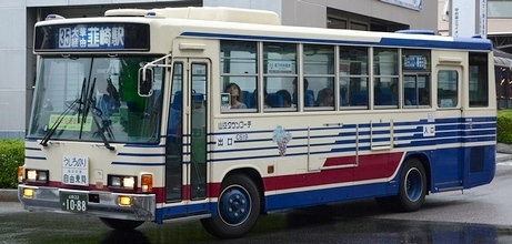 山梨交通のLR_e0030537_23521290.jpg