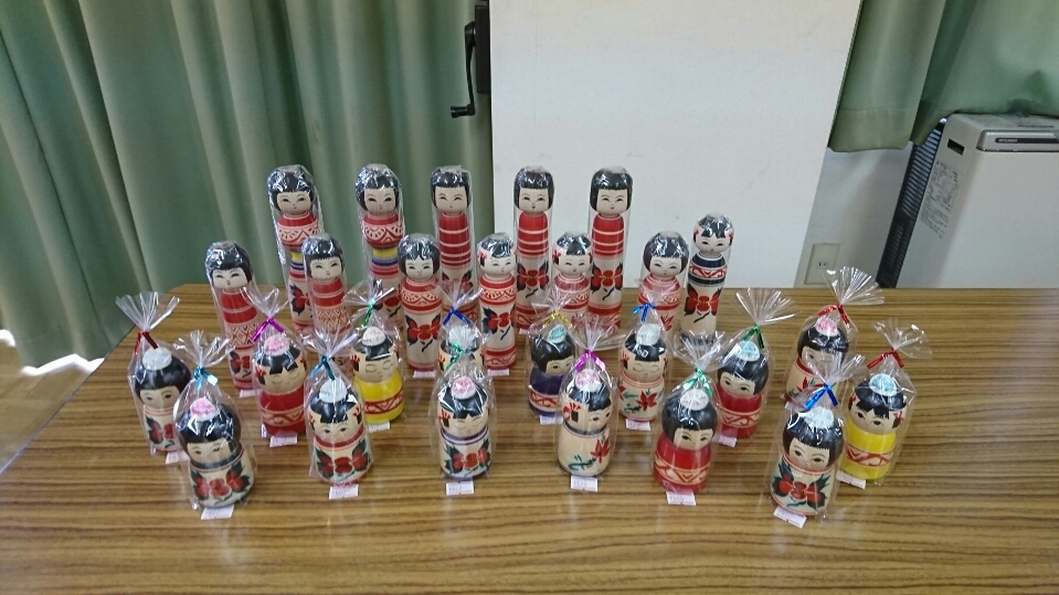 【東京 高円寺フェス2019】MY FIRST KOKESHI!〜はじめての伝統こけし〜 津軽こけし館持込作品のお知らせ!_e0318040_15211159.jpg