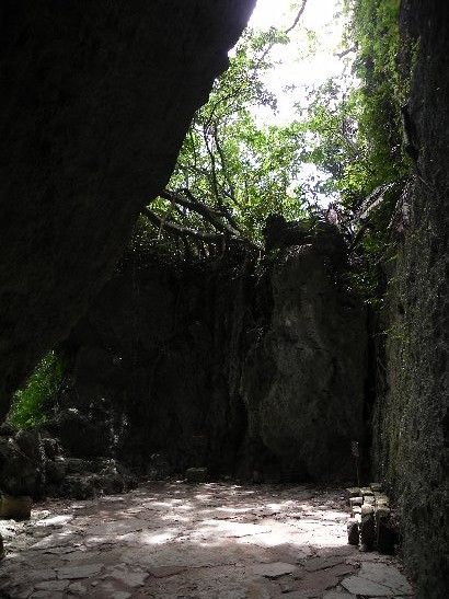 宮武外骨「斎場御嶽」風説の流布、河童、ほん怖、西表島祖納御嶽今昔、ネゴシックス2018/8/17-19ふつう日記_b0116271_22421033.jpg