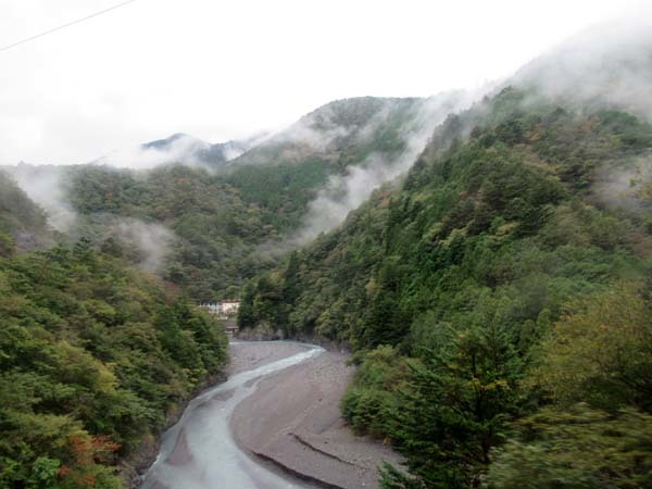 大井川鉄道2　アプトラインに乗って_e0048413_18245835.jpg