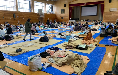 即位礼の儀式は自粛・延期すべきだった - 被災地を切り捨てた天皇_c0315619_15553586.png