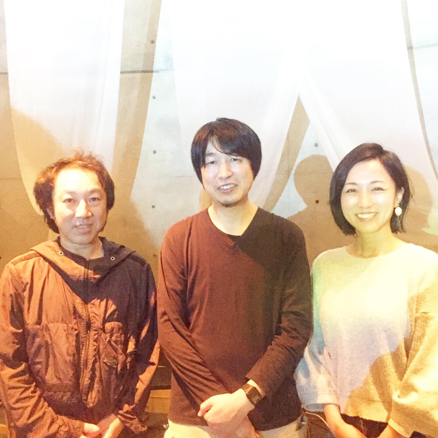 ヒビノイロ ゆらめく光影、とけこむ音 観てきました_a0018237_12243917.jpeg