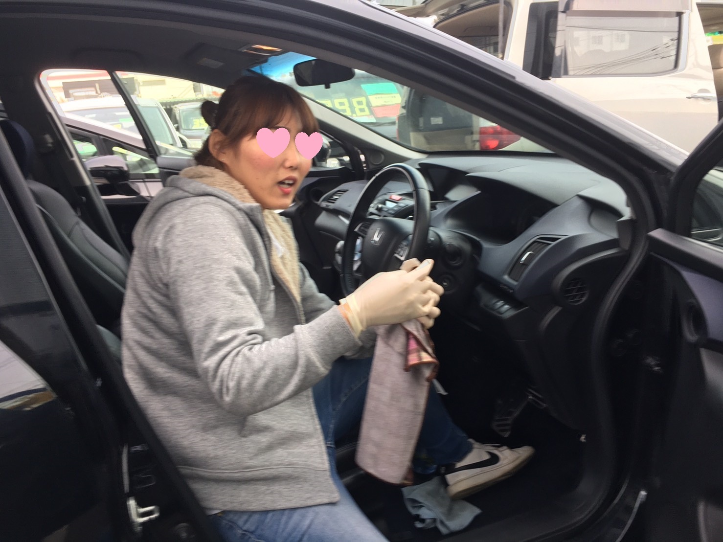 10月24日(木)☆TOMMYアウトレット☆( ⸝⸝•ᴗ•⸝⸝ )੭⁾⁾ 新古車タントカスタムK様ご成約♪自社ローン☆ローンサポート_b0127002_17274029.jpg