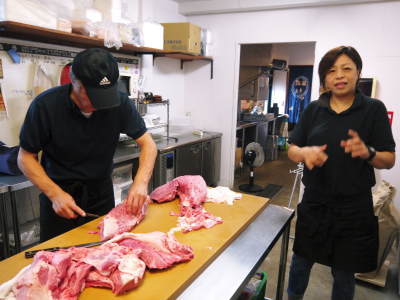 中野畜産さんの黒毛和牛100%のハンバーグステーキができるまでを潜入取材!その1_a0254656_16354593.jpg