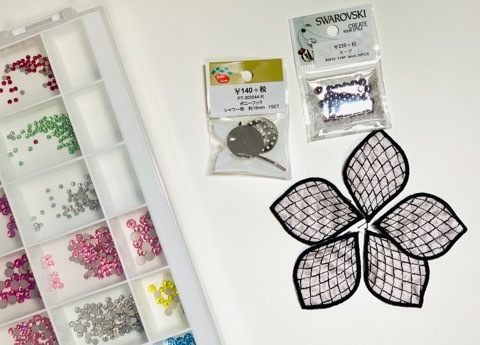 立体刺繍の台座ご紹介☆_a0370893_21292222.jpeg