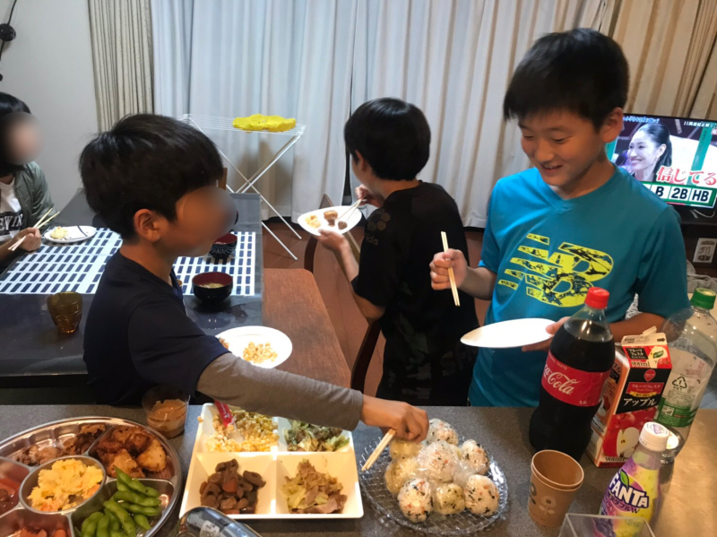 チキチキボーンの素 慈しみ育む 青い空と白い雲 チキチキボーンの素 慈しみ育む 青い空と白い雲