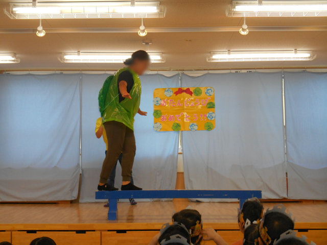 お誕生日会_e0148419_94348.jpg