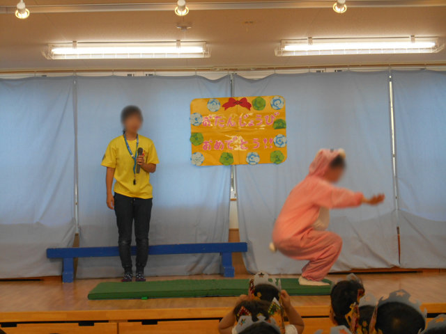 お誕生日会_e0148419_9443198.jpg
