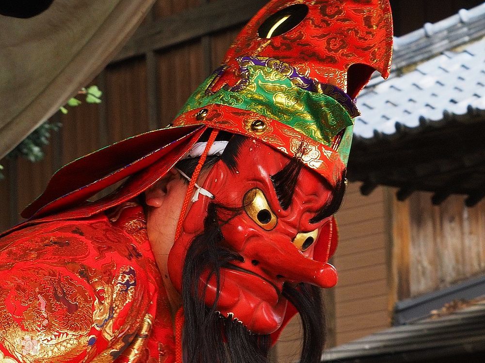 眼光!猿田彦大神・・・太田市・松尾神社奉納神楽_a0031821_09034548.jpg