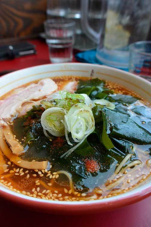 【(東京グルメ)県外ラーメン屋巡り - らーめん えにし (戸越銀座) -】_a0005436_12160908.jpg
