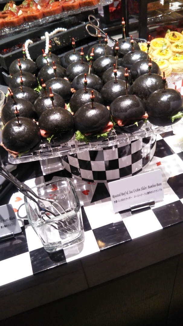 コンラッド東京 セリーズ 「ハロウィン・マジック」スイーツビュッフェ_f0076001_22382631.jpg