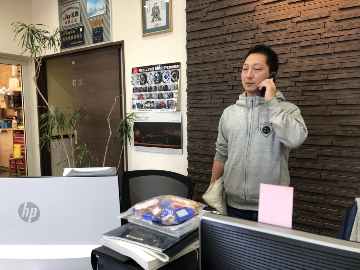 10月27日(日)インフィニティQX56あります✊ ランクル エスカレード ベンツ レクサス♡TOMMY♡_b0127002_16380947.jpg
