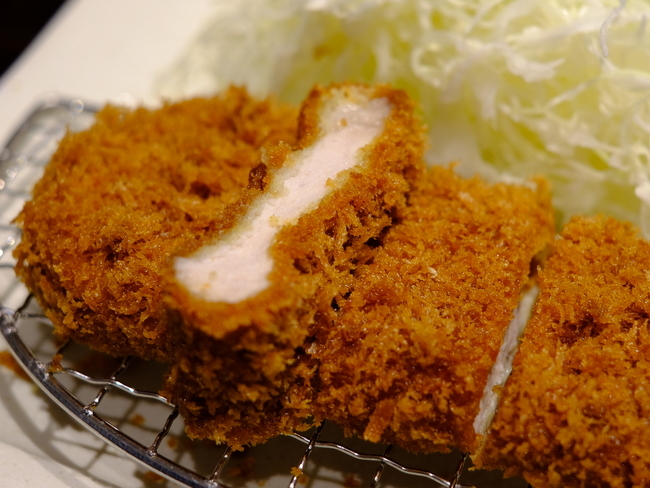 「”とんかつ、何番目から食べる?” 表参道 とんかつ まい泉」_a0000029_19260107.jpg