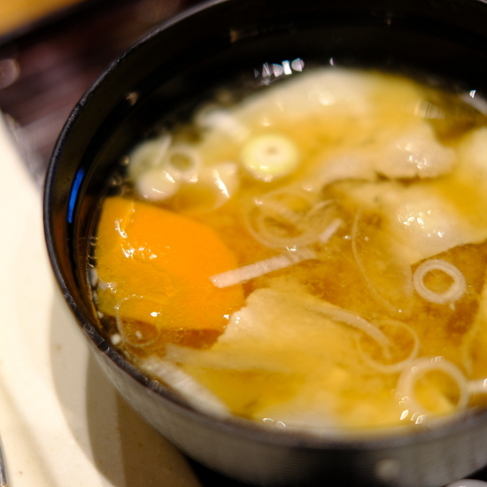 「”とんかつ、何番目から食べる?” 表参道 とんかつ まい泉」_a0000029_19395921.jpg